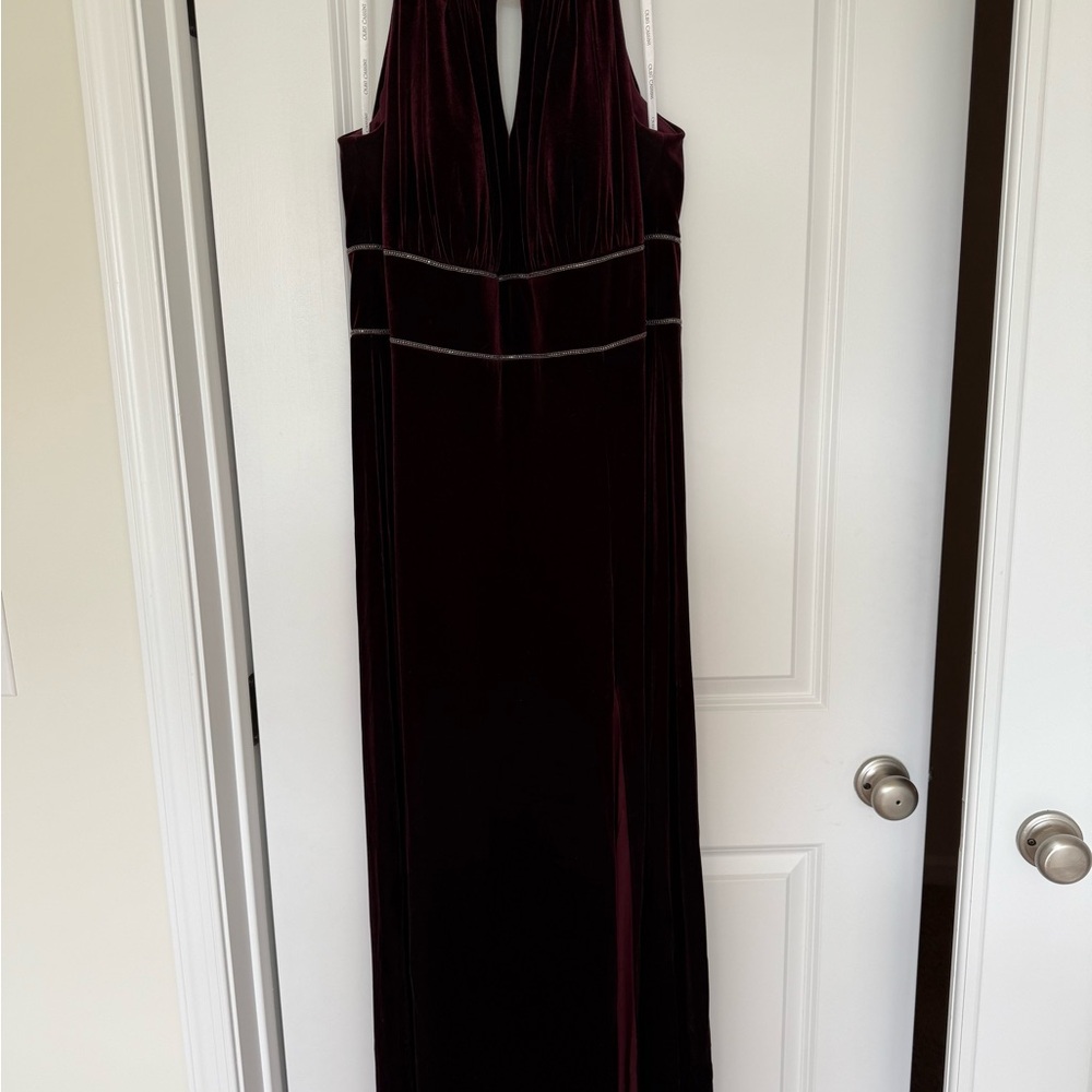 Elegant Burgundy Velvet Dress
